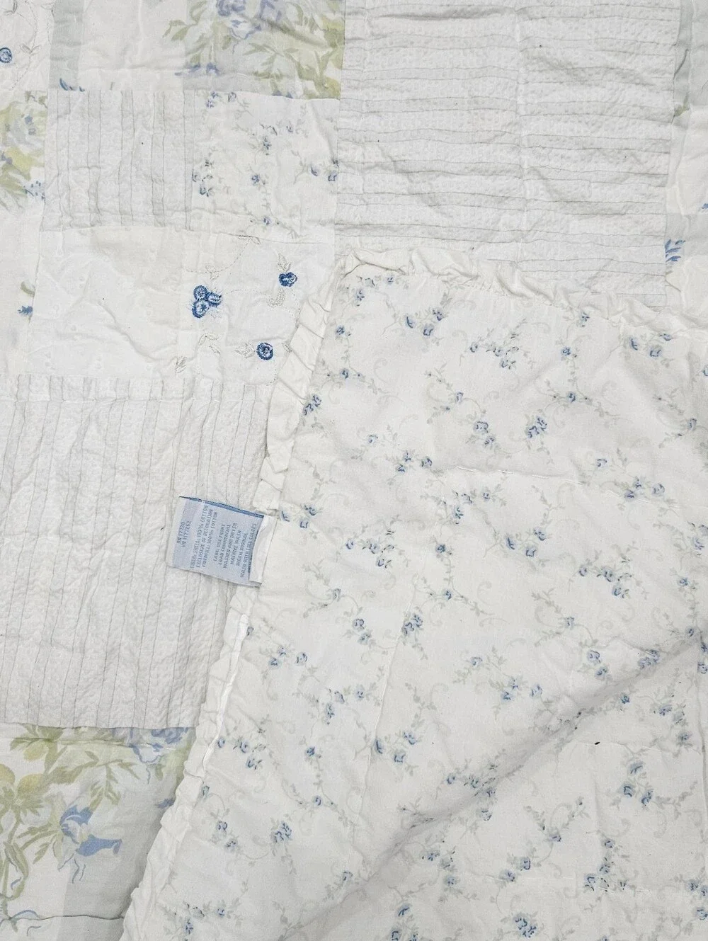 Simply Shabby Chic British Rose Rachel Ashwell KING Reversible Quilt Blue Floral